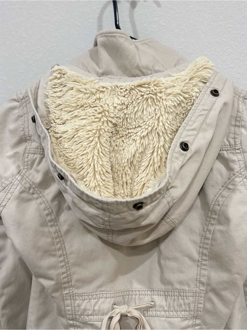 Y2K Hollister Cream Hooded Jacket Size Small - Picture 4 of 6